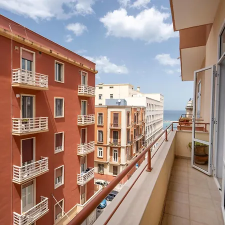 Apartament Casa Bonaive, Ampio Trilocale Vista Mare Bari